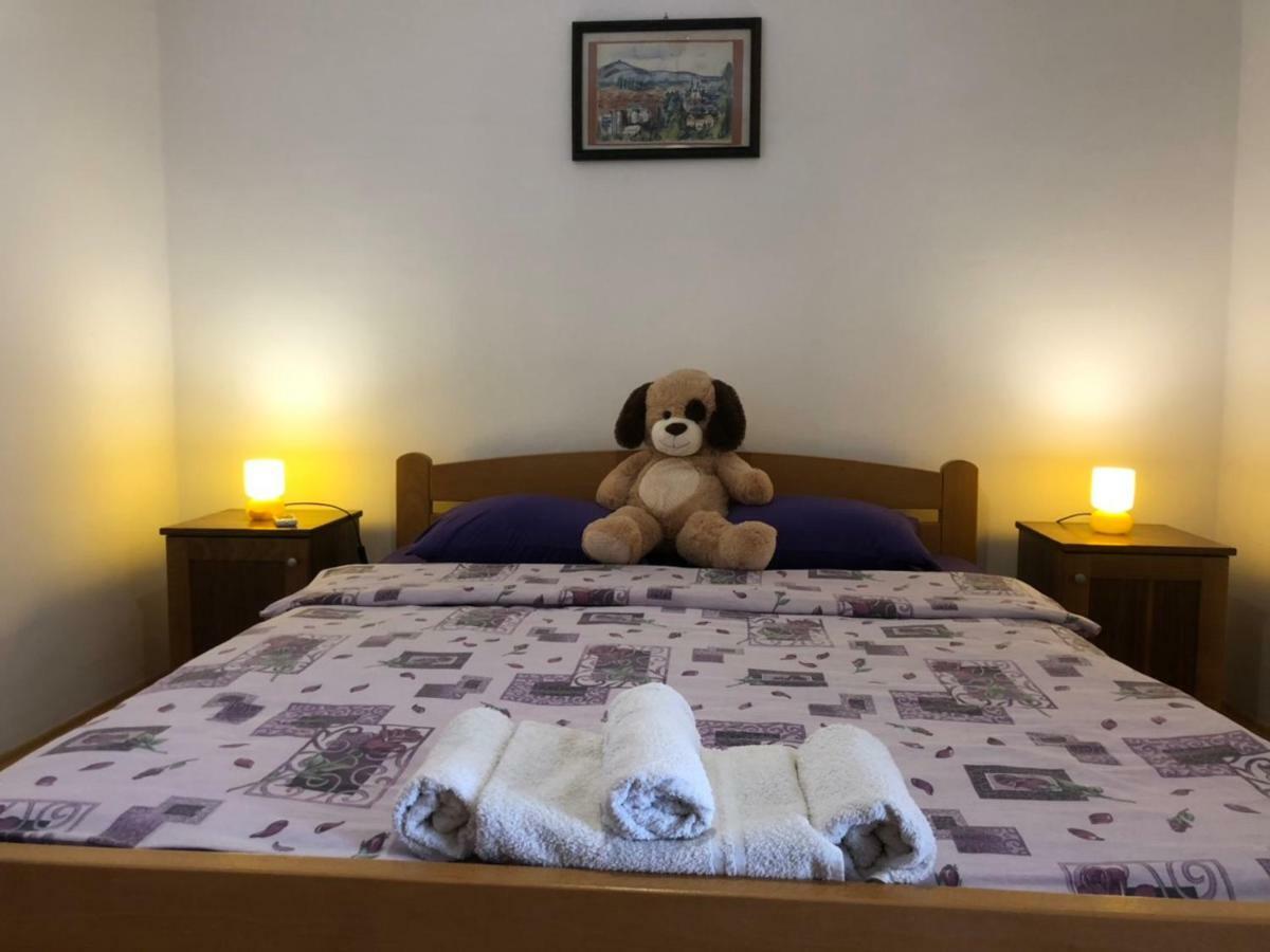 Apartments Avram Versec Kültér fotó